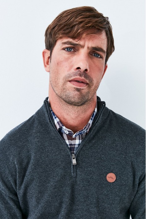 Jersey media cremallera...