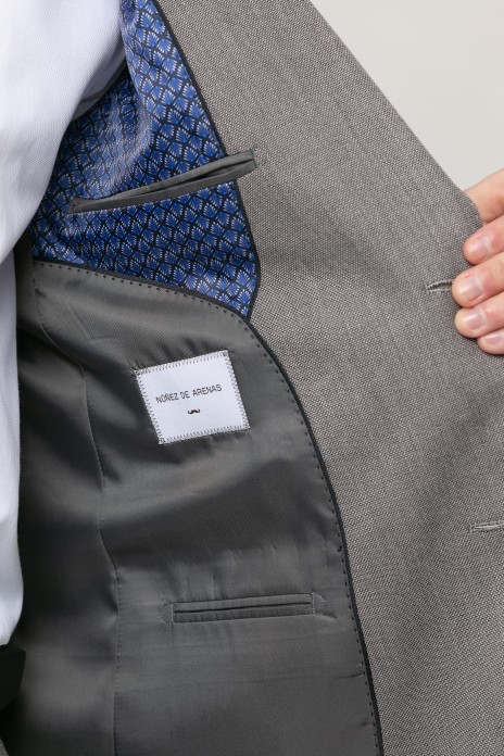 Traje ensancha s/ Grus Outlet