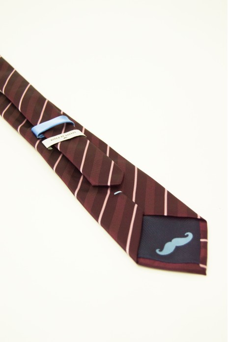 Corbata ancha s/ Arpino -...