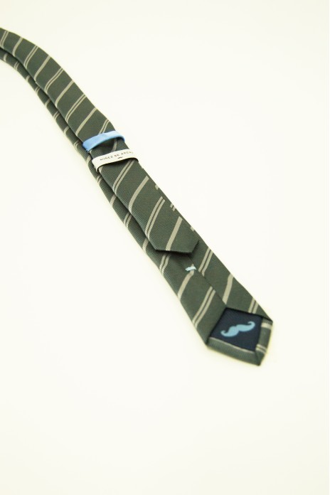 Corbata estrecha s/ Popa -...
