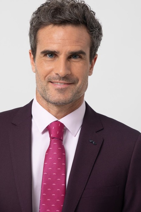 Traje falso liso s/ Tomines...