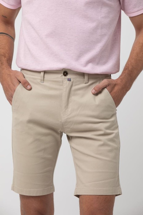 Bermuda sport s/ Bastimentos