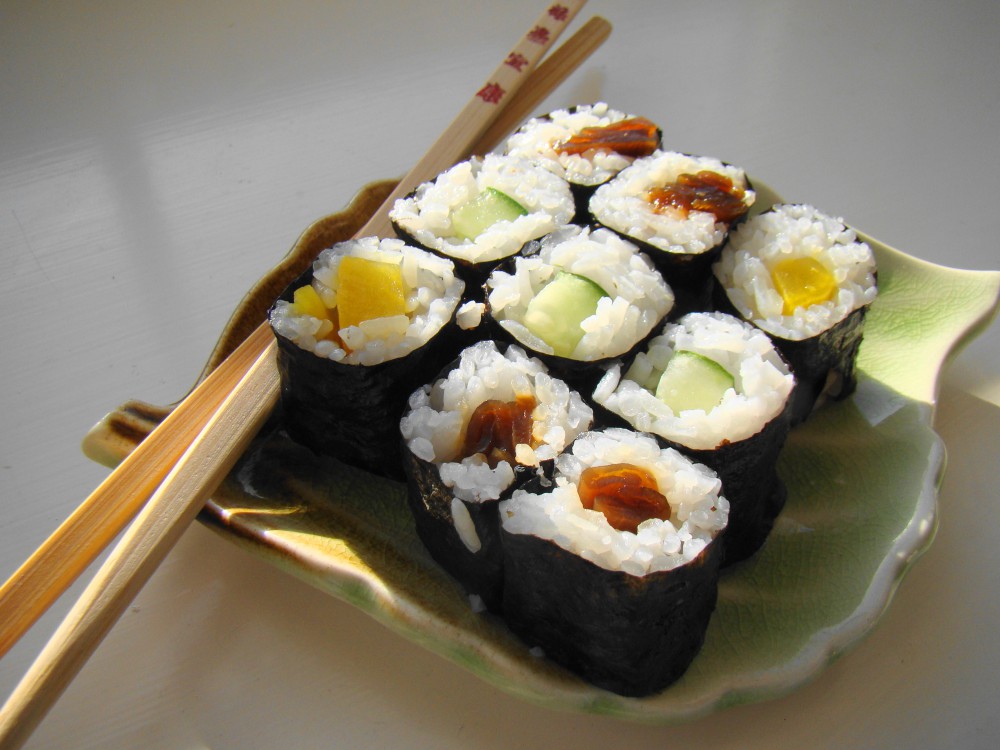 sushi maki japon cocina japonesa nuñez de arenas