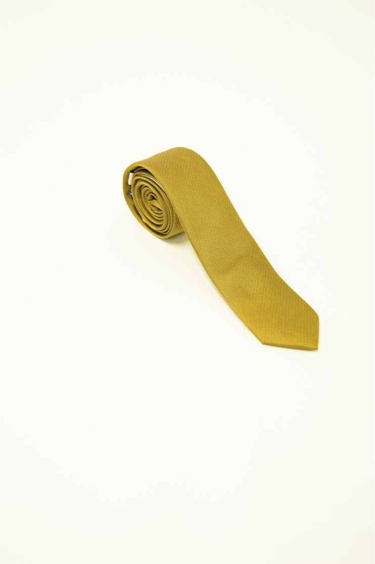 Corbata seda lisa estrecha s/ Vida