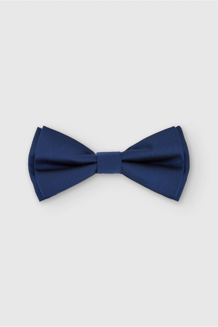 Pajarita puntillé lisa