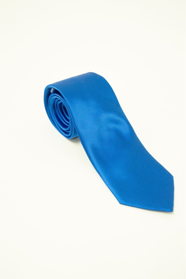 Corbata lisa raso s/ oscuro