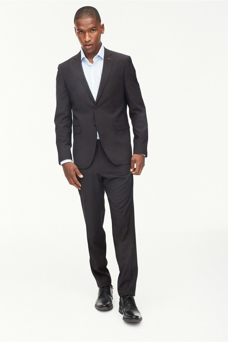 Traje modelo Sintra Outlet