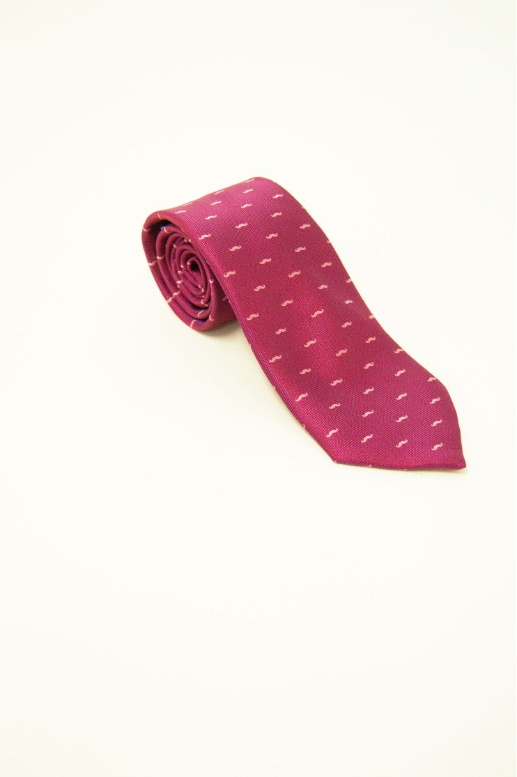 Corbata ancha Bigotes