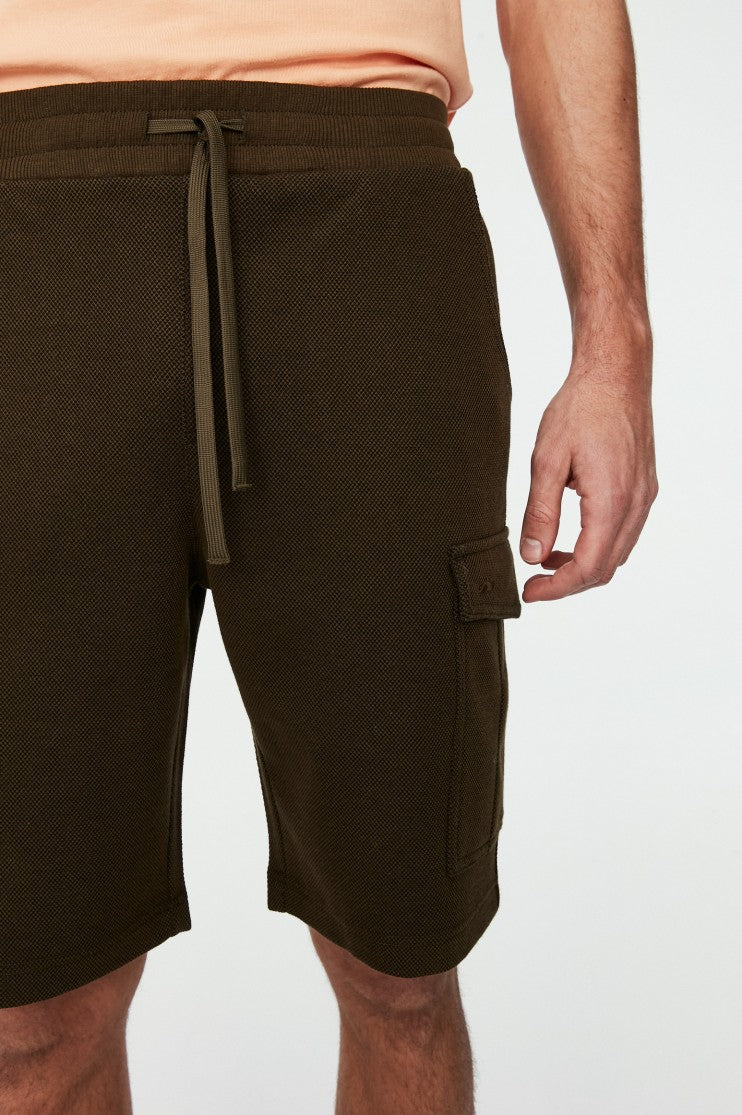 Bermuda cargo Mississippi Outlet