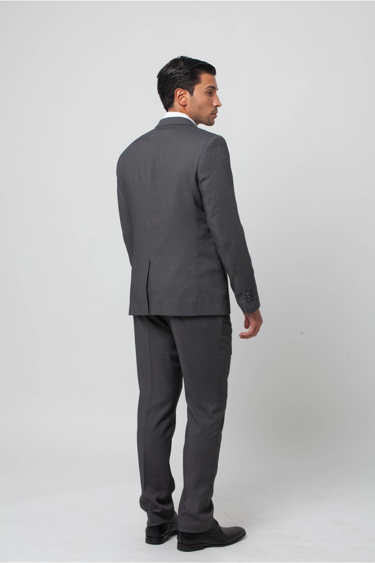 Traje puntillé s/ Euler Outlet