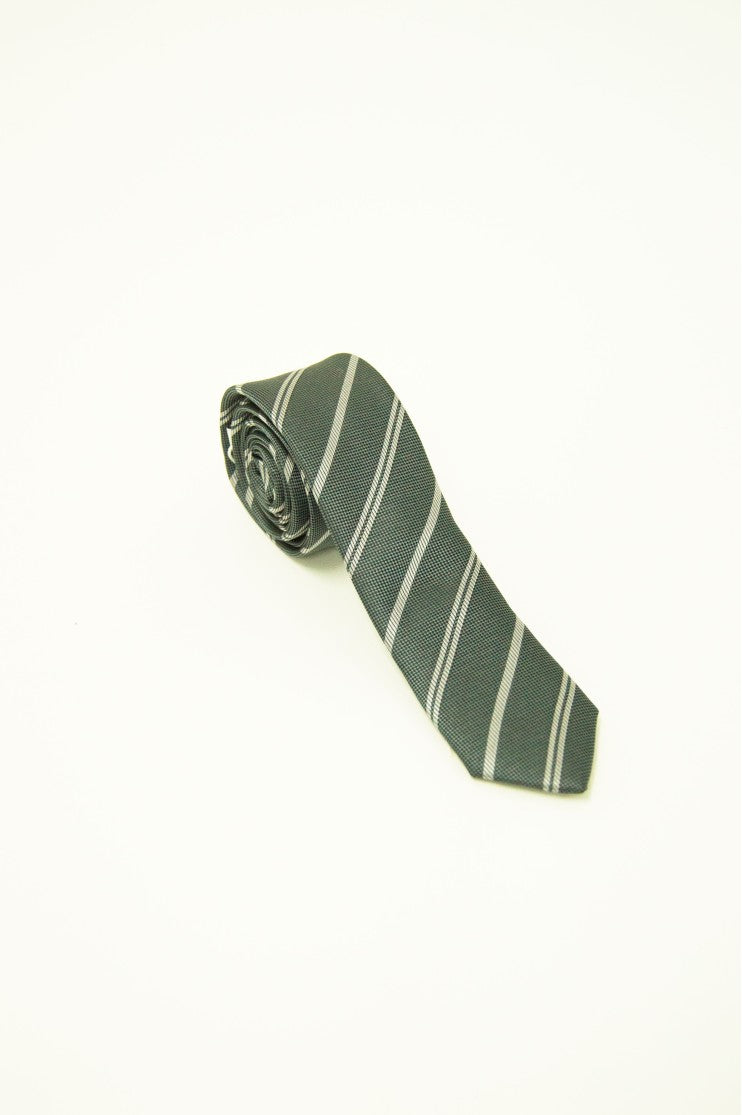 Corbata estrecha s/ Popa