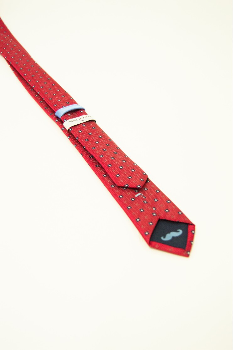 Corbata estrecha s/ Rigel