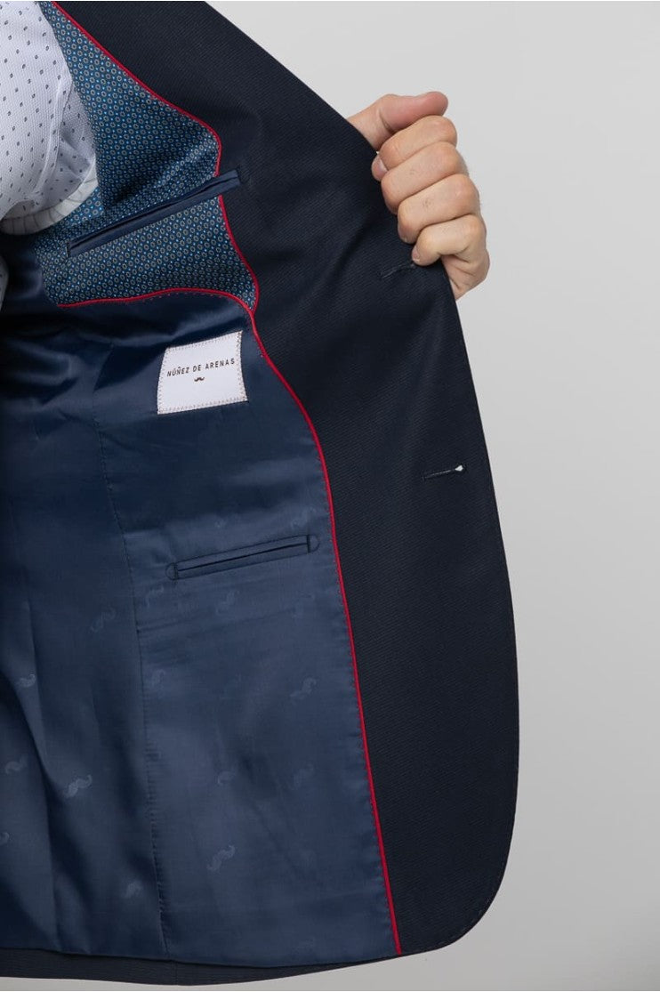 Traje falso liso s/ Este