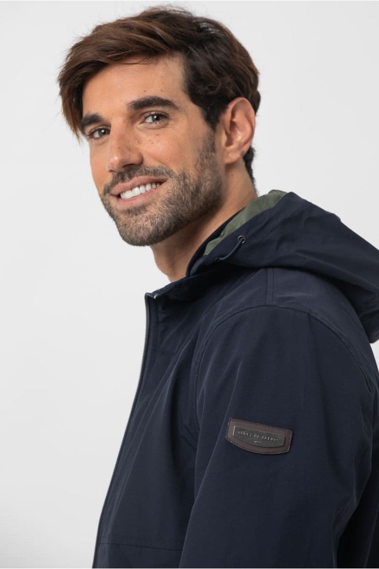 Cazadora capucha s/ Centavo outlet