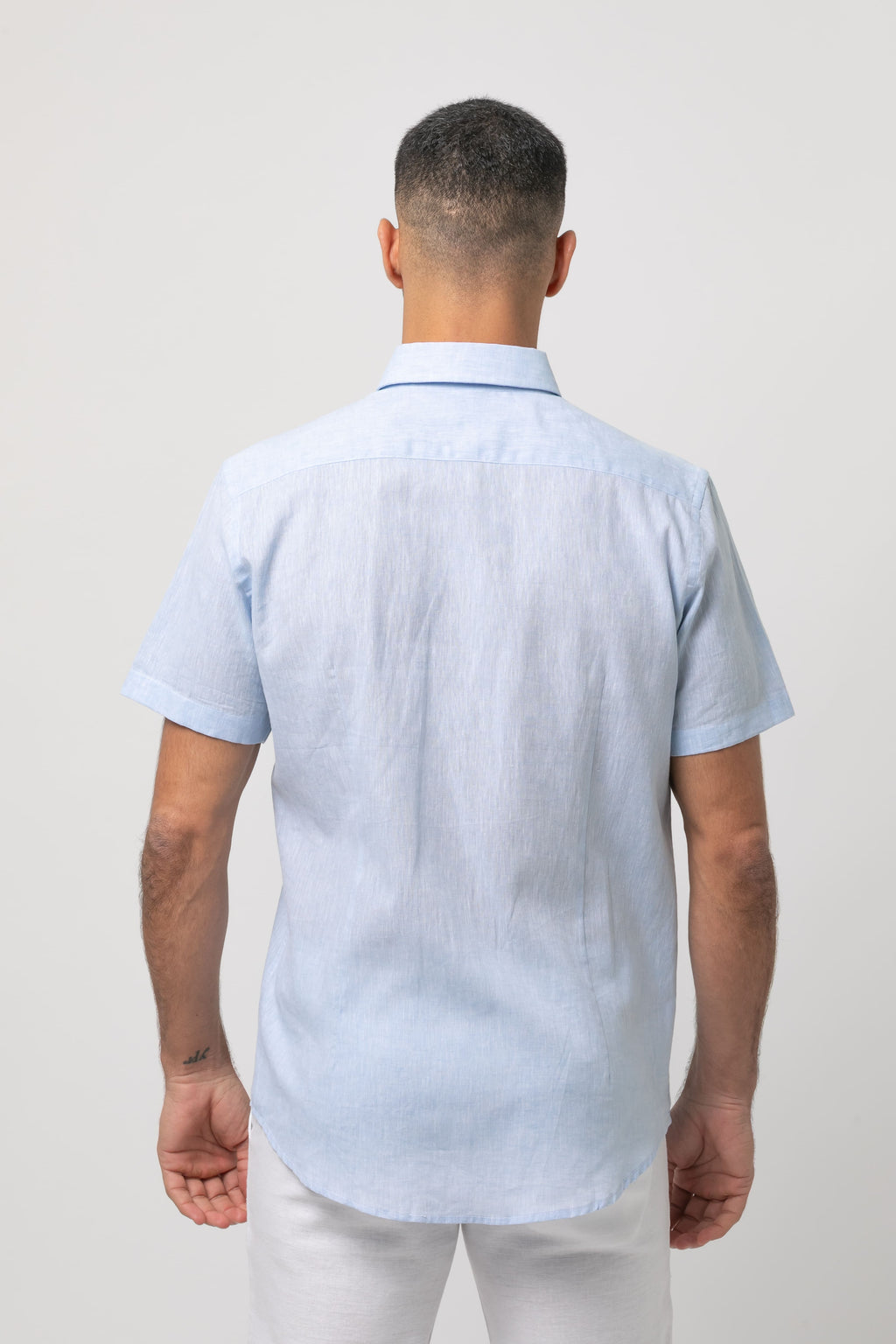 Camisa m/c lino s/ César