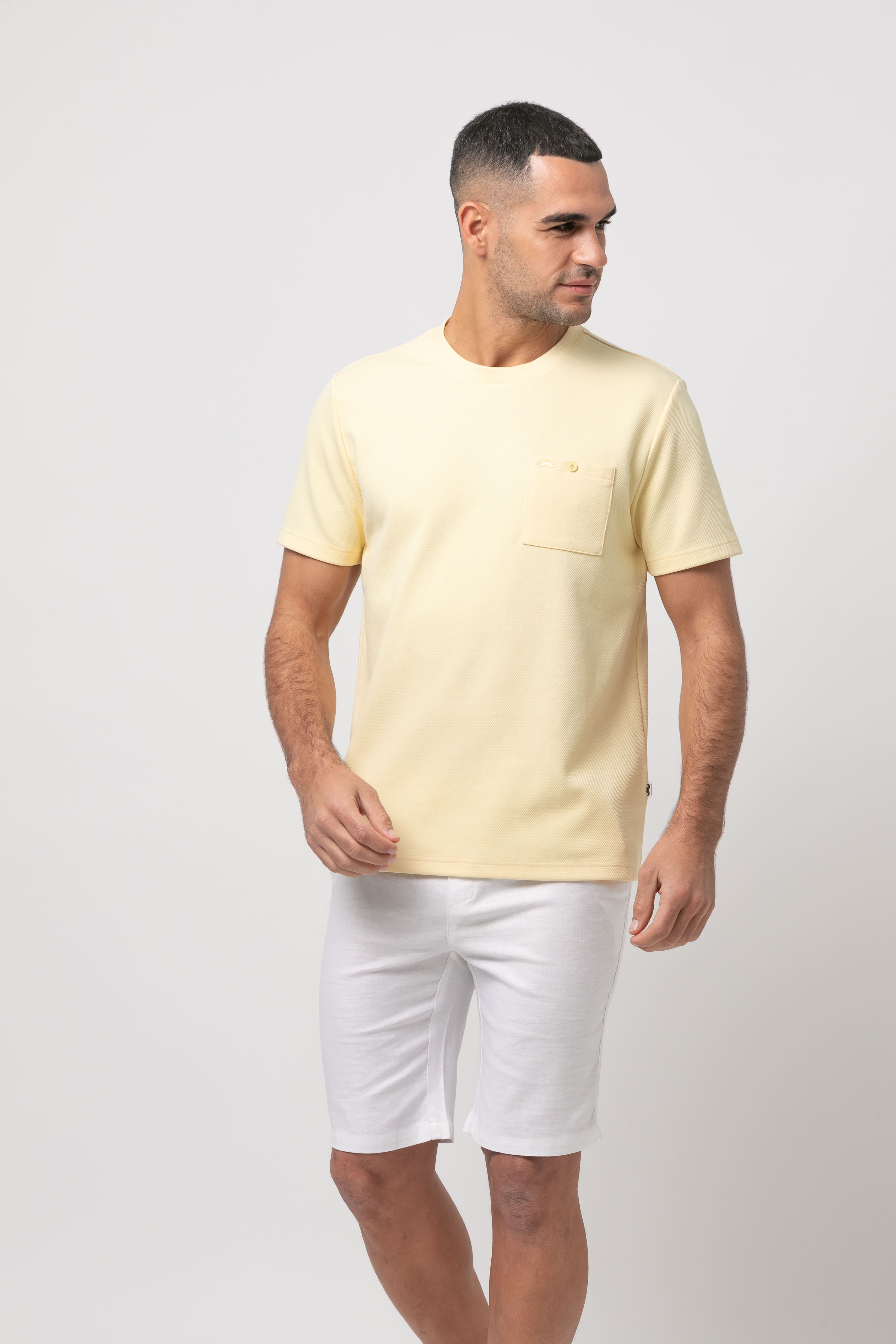 Camiseta bolsillo s/ sombrero