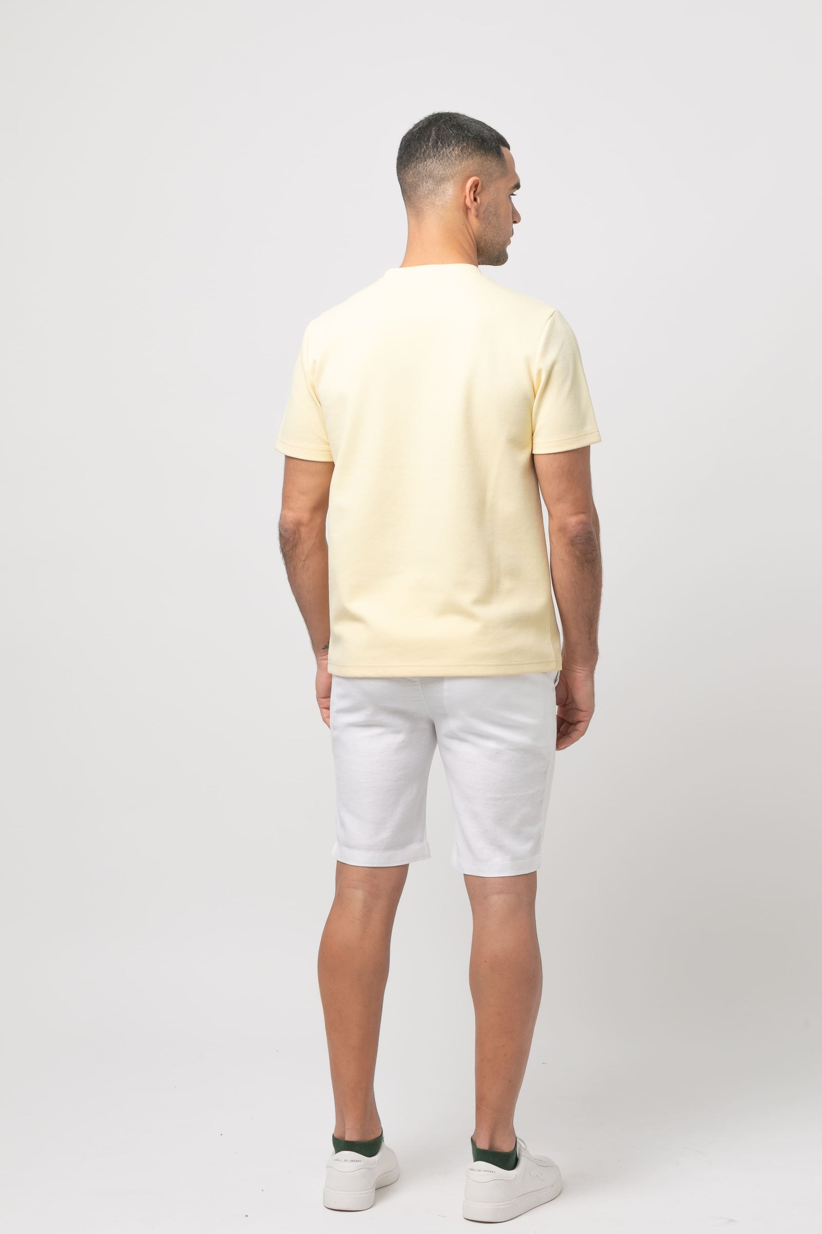 Camiseta bolsillo s/ sombrero