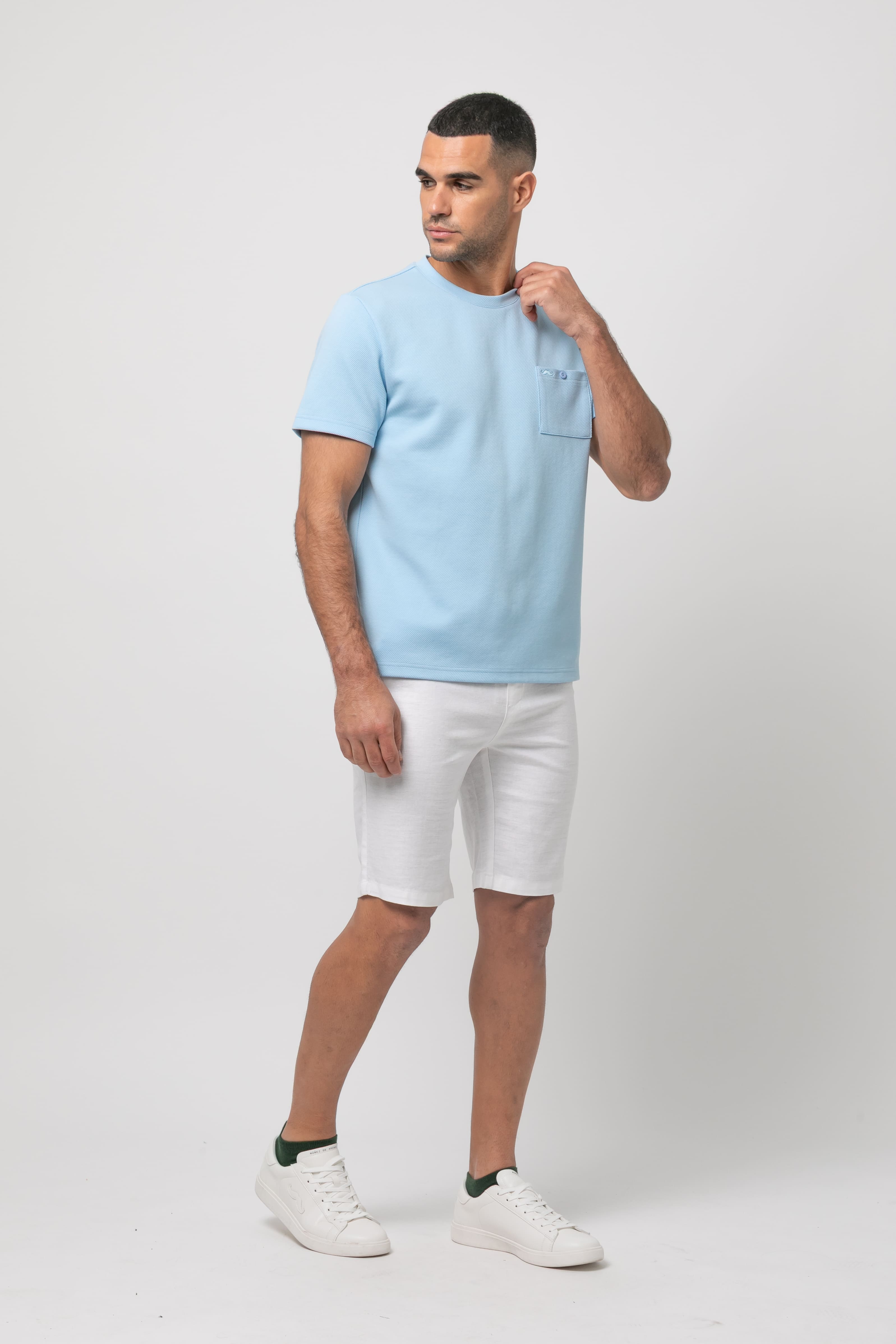 Camiseta bolsillo s/ sombrero