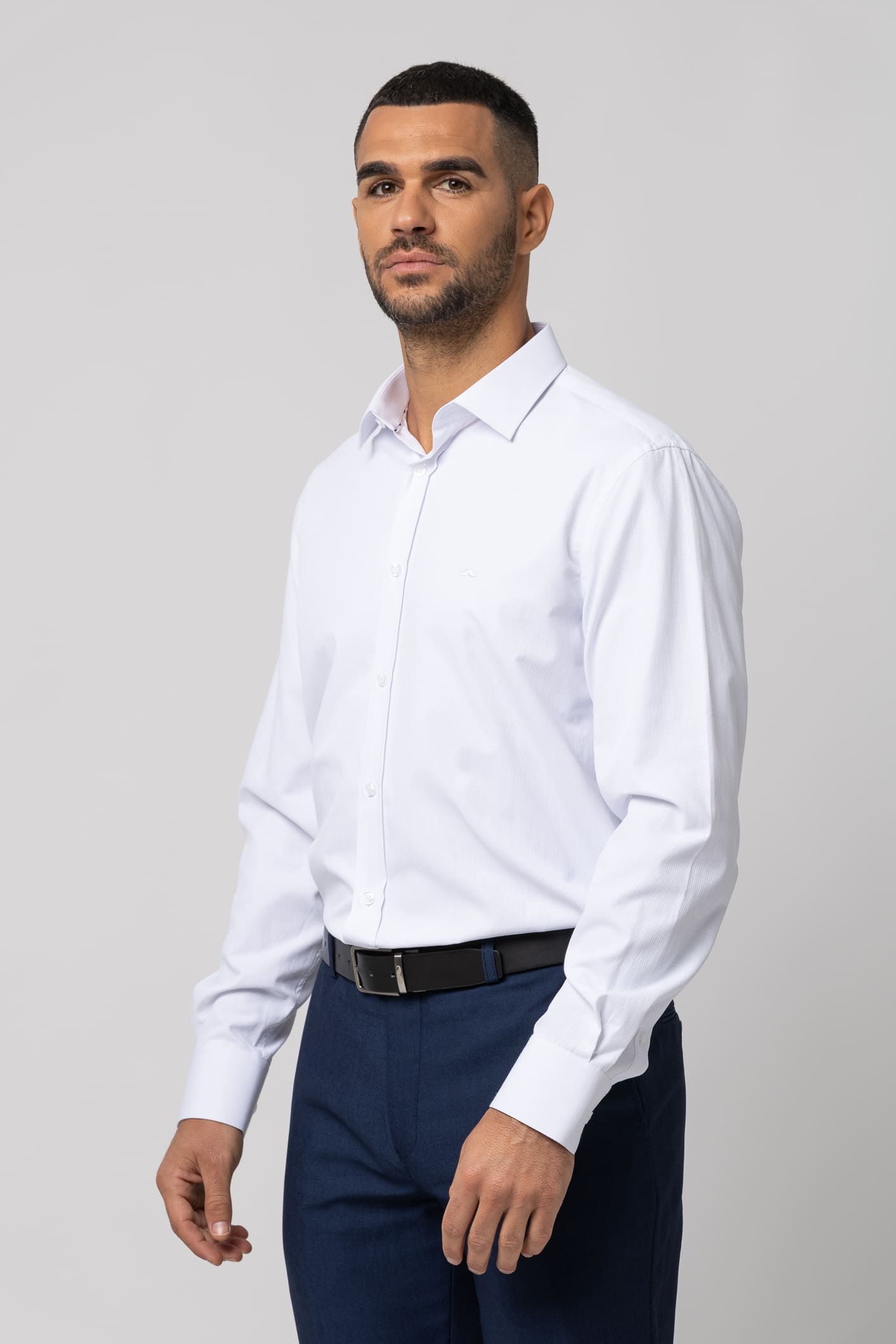 Camisa de vestir s/ alerce