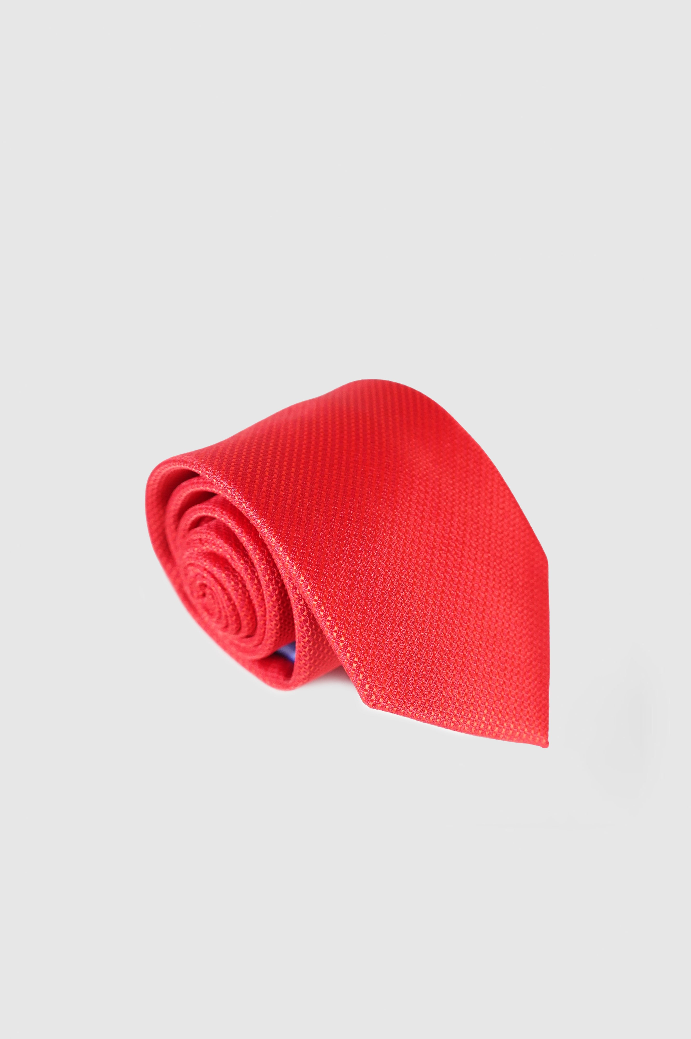 Corbata ancha lisa