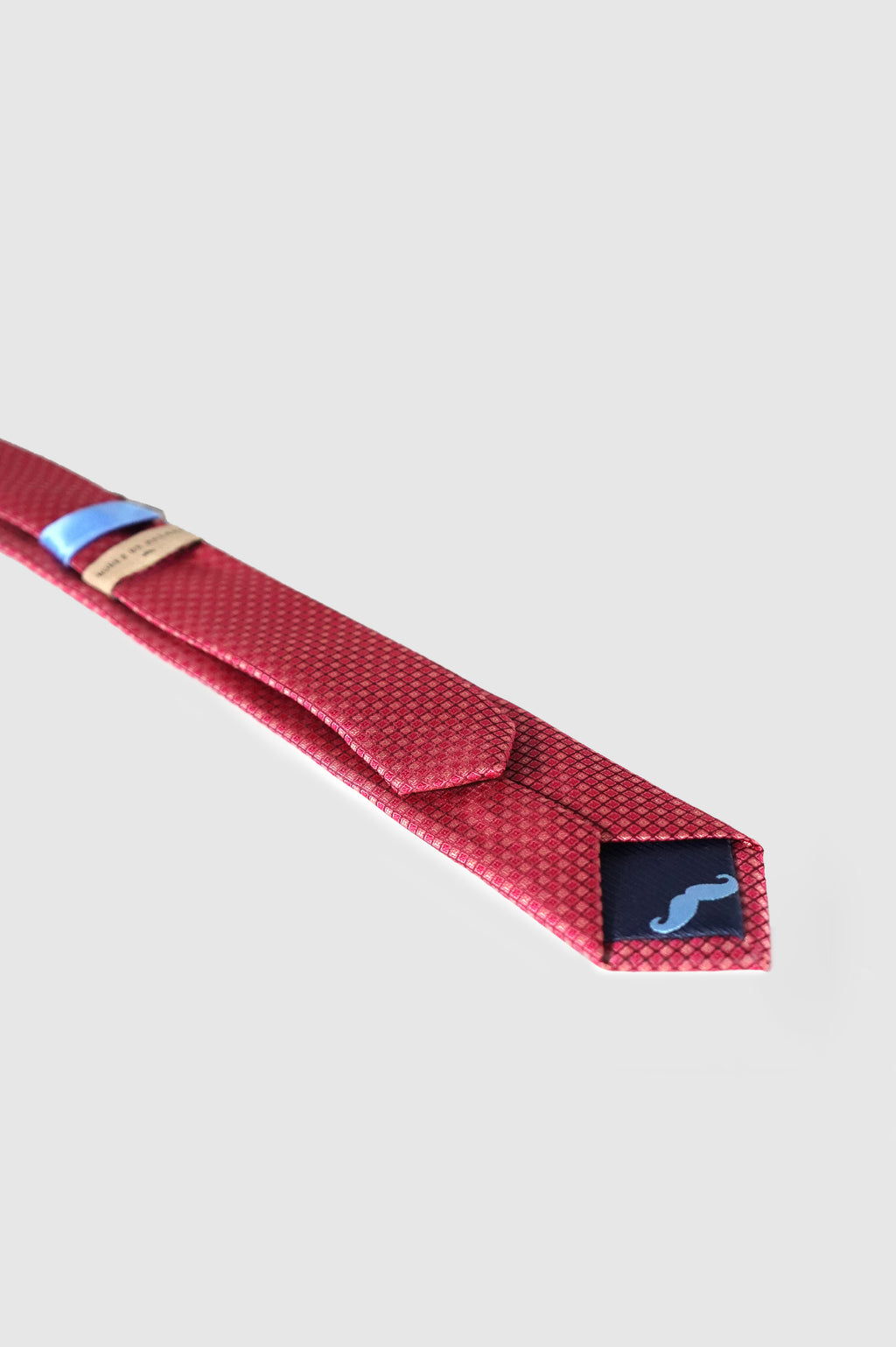 Corbata estrecha lisa