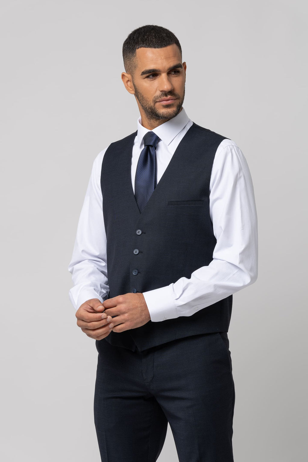 Chaleco de vestir traje s/ travertino
